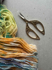 LANTERN MOON SICCORS