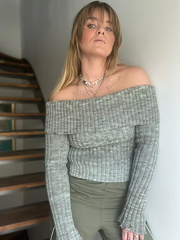 NACRESWEATER - English