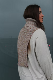 NACRENECKWARMER - English