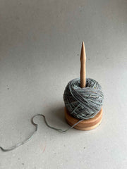 KNITPRO NATURAL YARN DISPENSER
