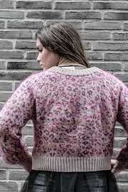 PINKLEOPARDSWEATER - Icelandic