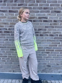 ADELESWEATER  - English