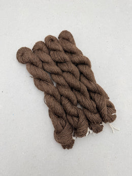 ICELANDIC WOOL THE BROWN ONE